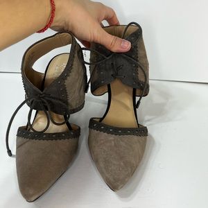 FRANCO SARTO Gray Suede Lace-Up Pumps 8.5